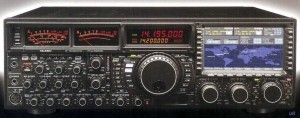 YAESU 9000