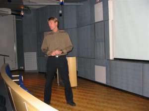 137-3753_IMG